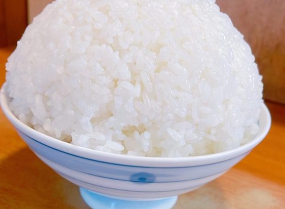 大盛りライス無料。