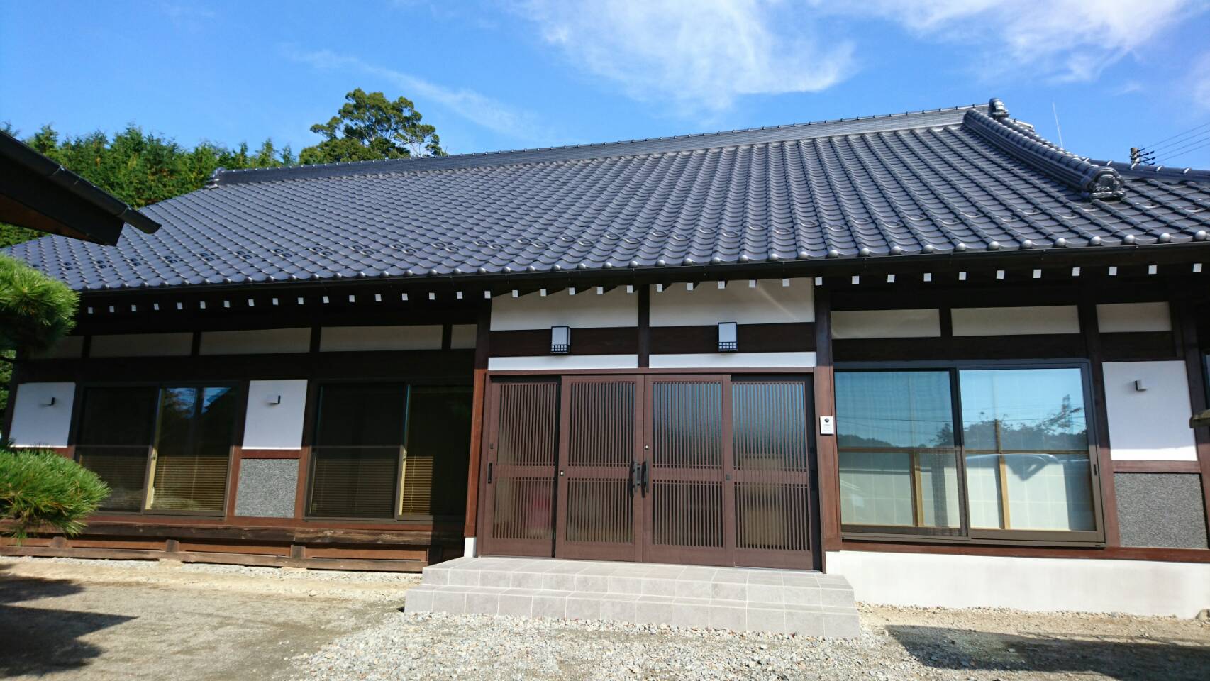 株式会社メニハンズ